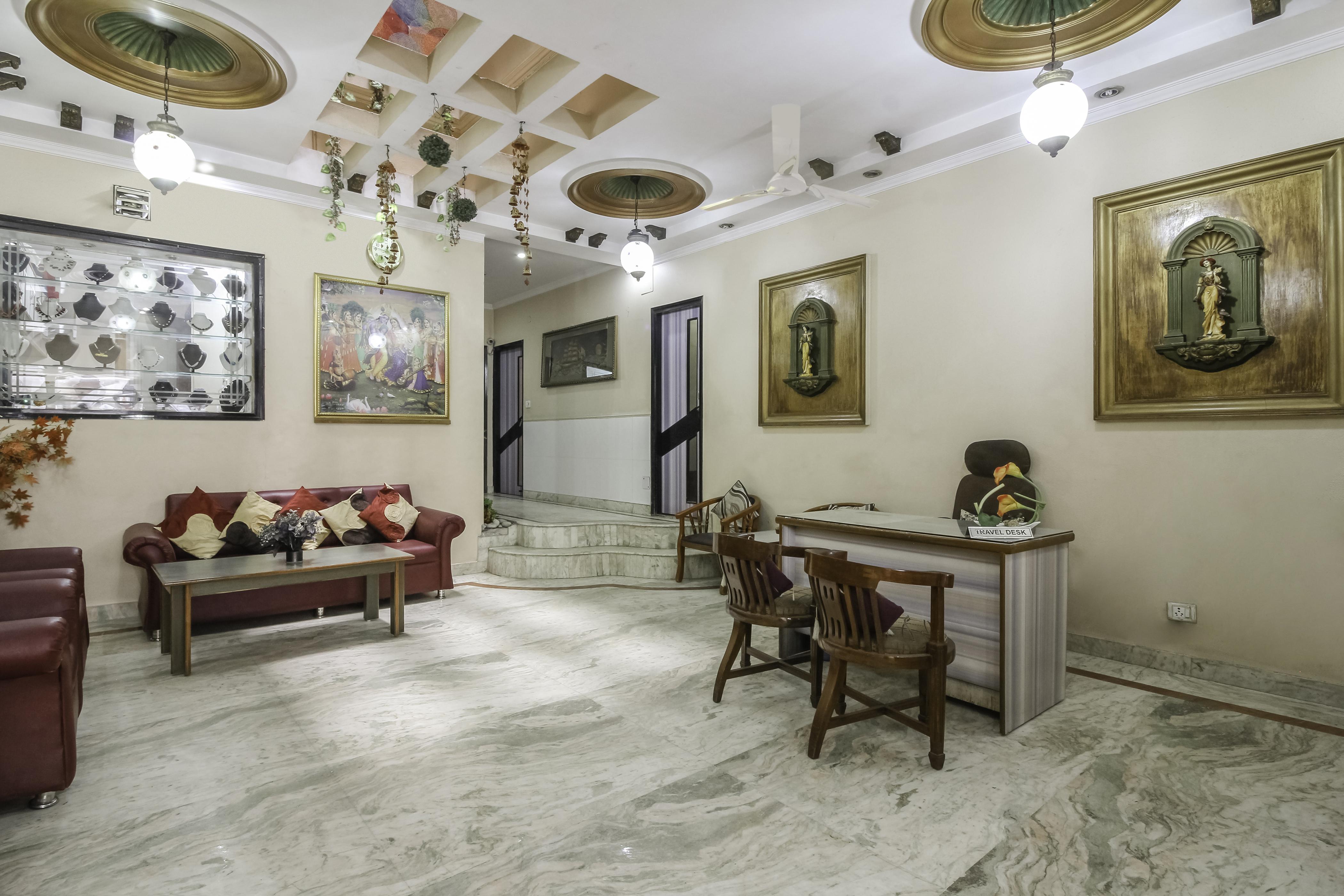 Oyo 3472 Hotel Rama Inn Нью-Дели Экстерьер фото
