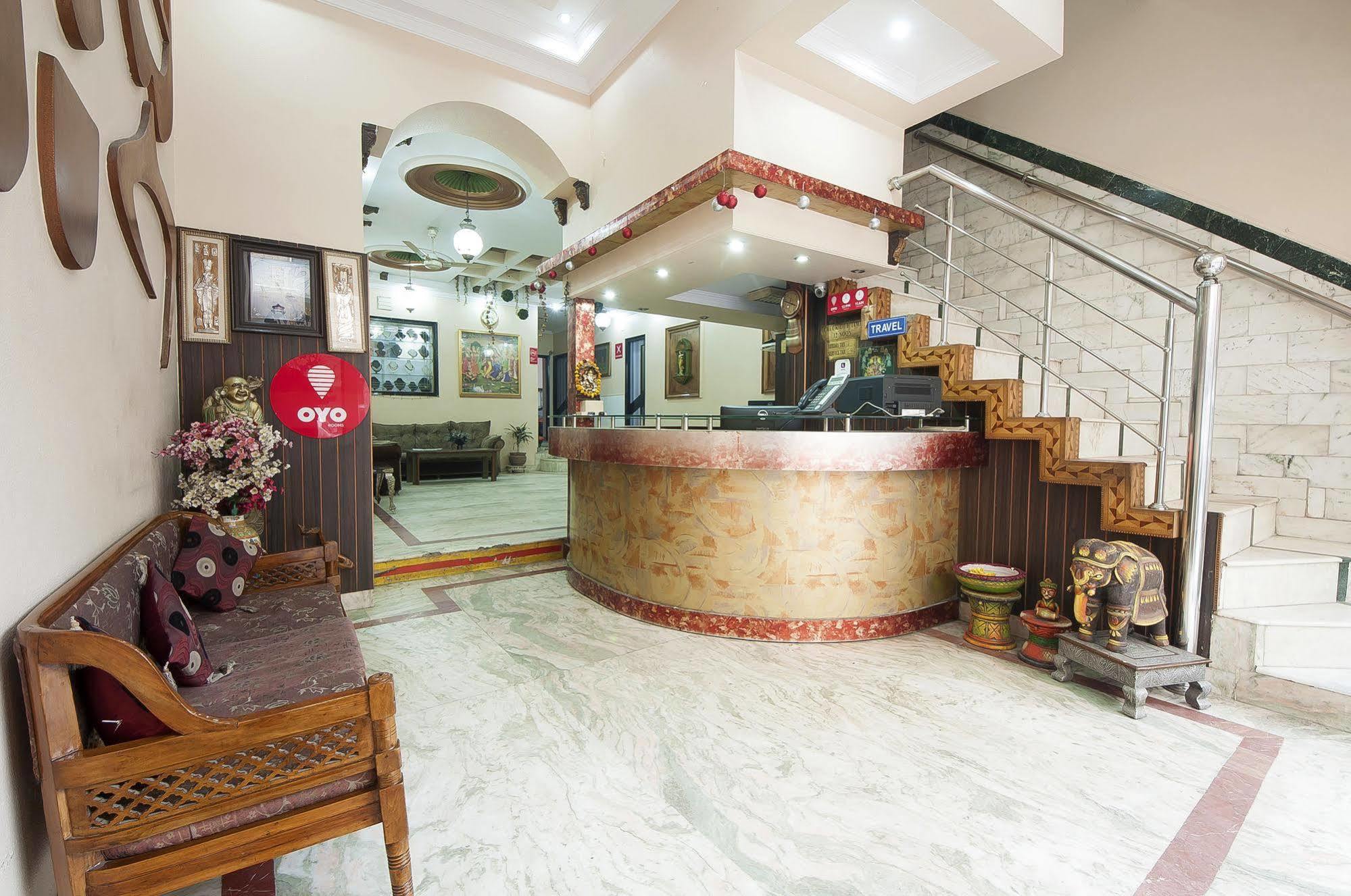 Oyo 3472 Hotel Rama Inn Нью-Дели Экстерьер фото