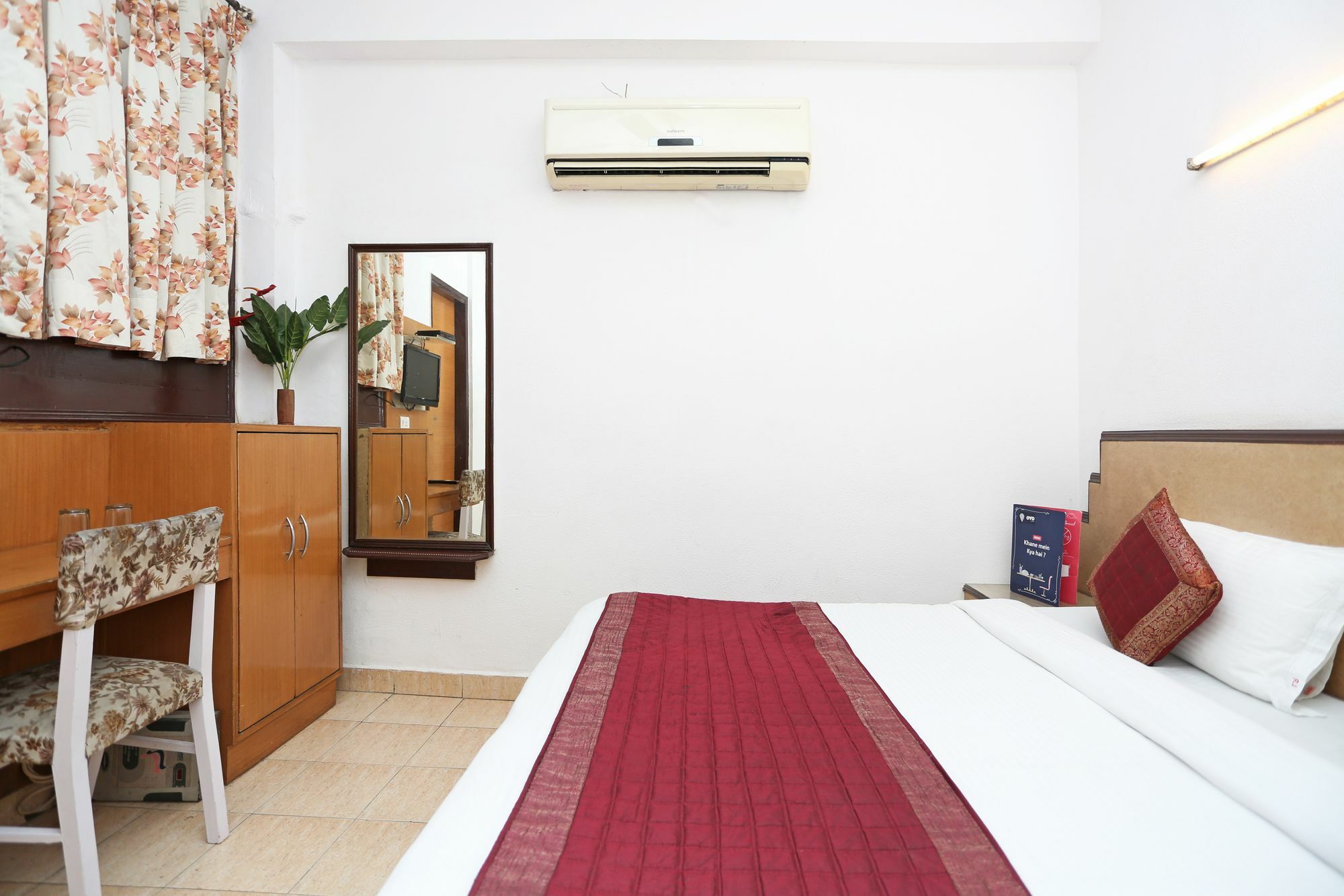 Oyo 3472 Hotel Rama Inn Нью-Дели Экстерьер фото